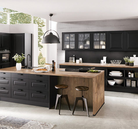 Sylt 851 Black Cottage Kitchen.jpeg 738x520crop 475x443 1